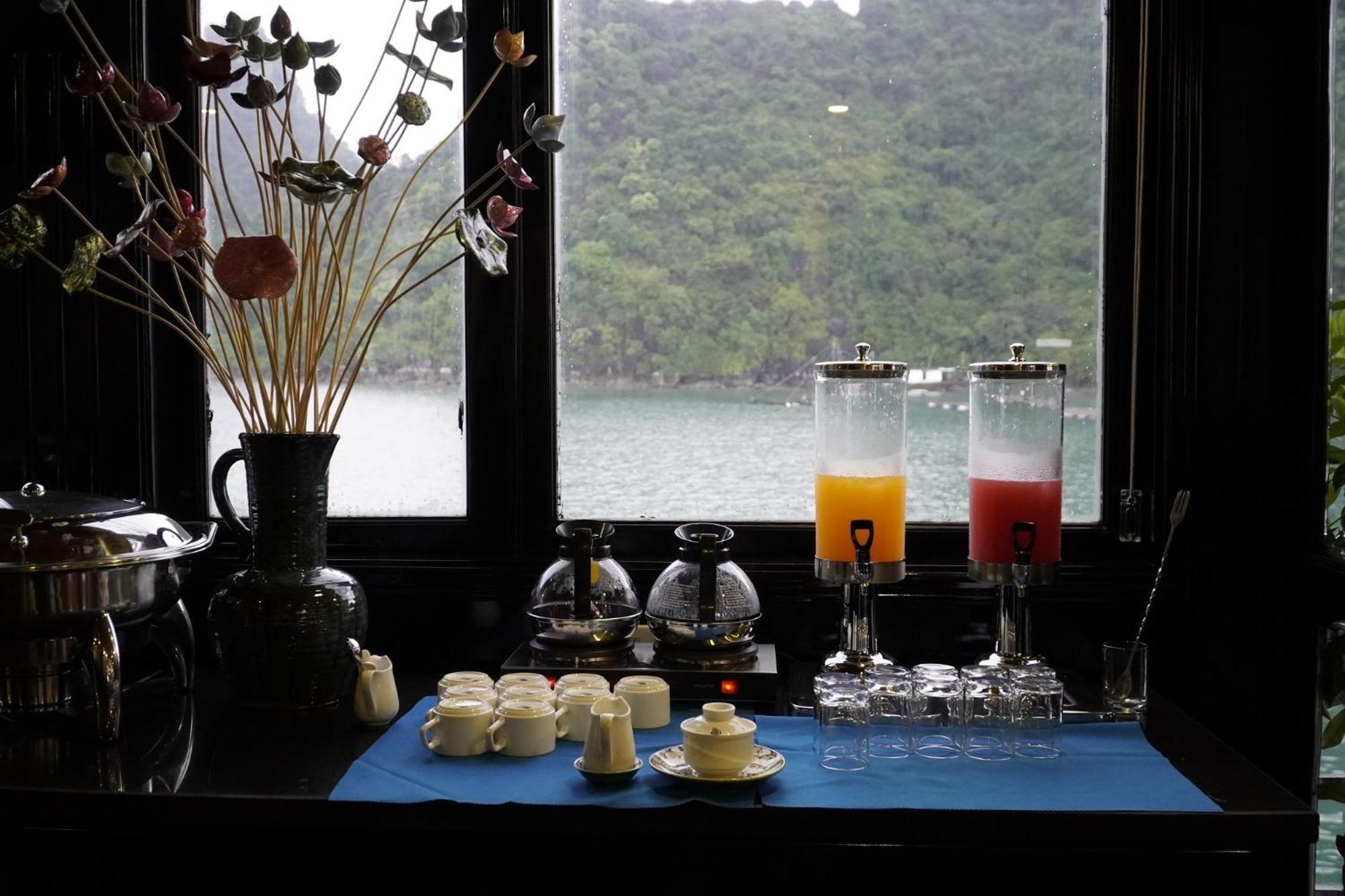 Cozy Boutique Cruise Hotel Dong Khe Sau ภายนอก รูปภาพ