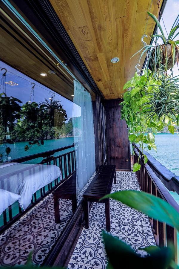 Cozy Boutique Cruise Hotel Dong Khe Sau ภายนอก รูปภาพ