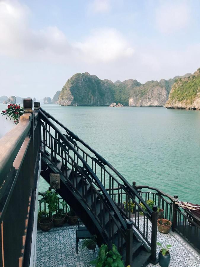 Cozy Boutique Cruise Hotel Dong Khe Sau ภายนอก รูปภาพ