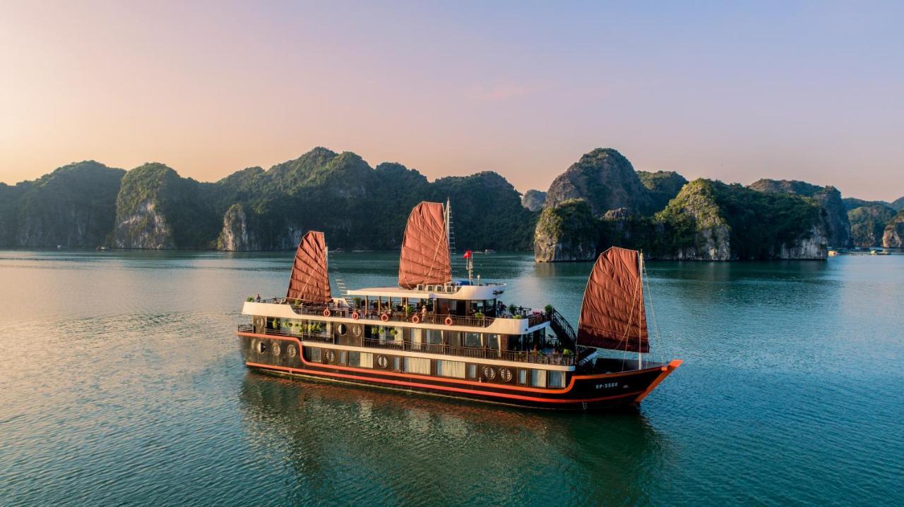 Cozy Boutique Cruise Hotel Dong Khe Sau ภายนอก รูปภาพ